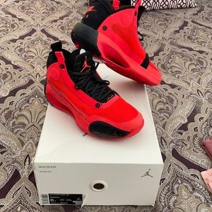 Air Jordan’s XXXIV Boys Size 6 youth